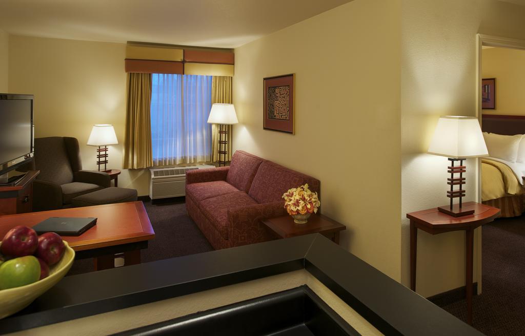 فندق فندق لاركسبور لاندينج رينتون-أن آل-سويت المظهر الخارجي الصورة